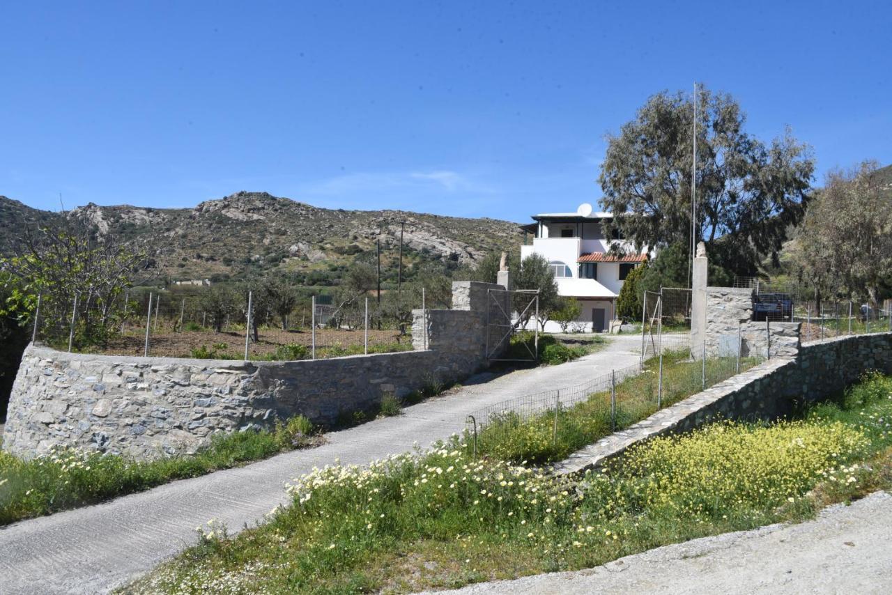 Bernie House 2 Apartment Melanes Exterior photo